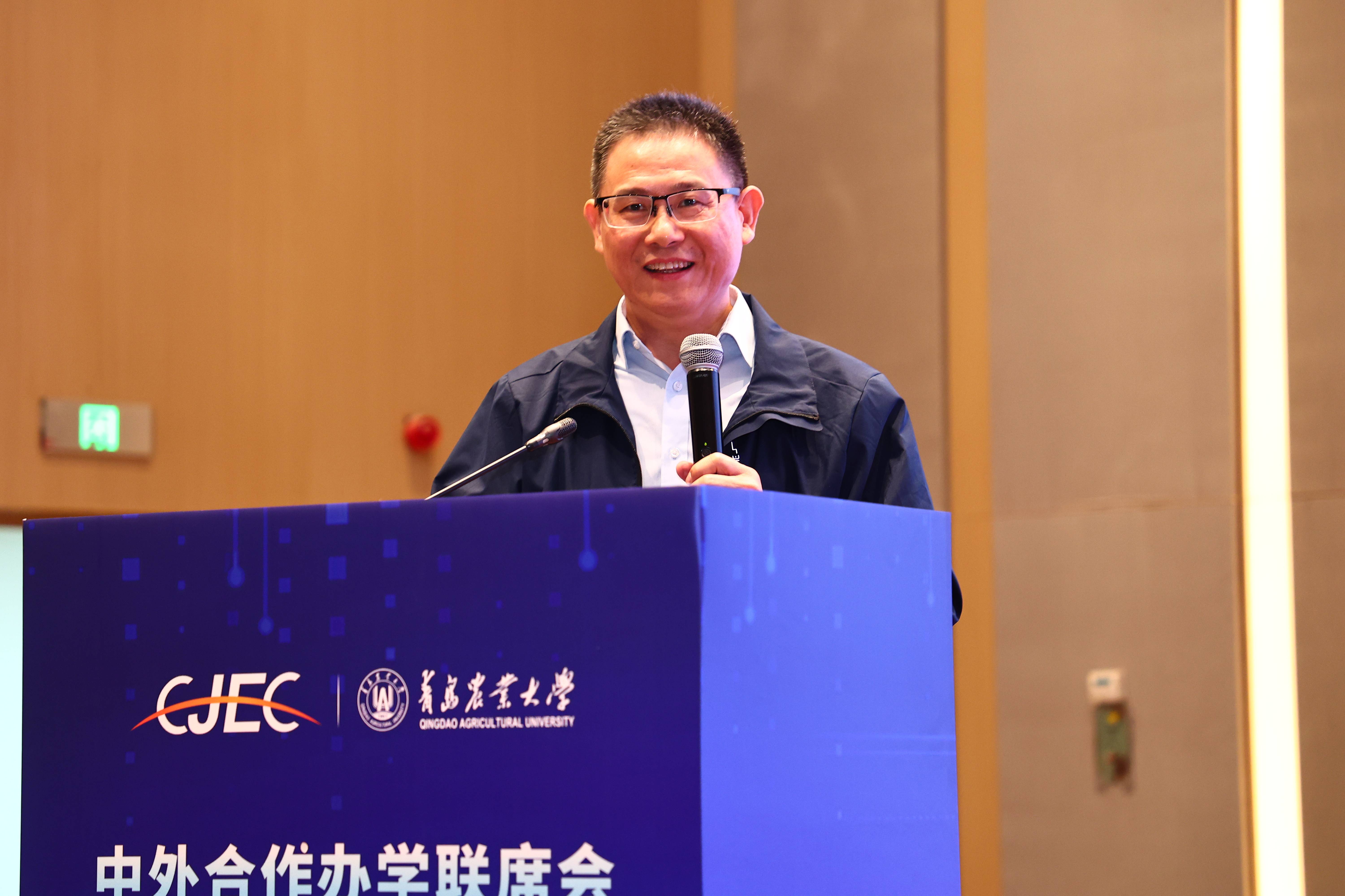 曾院照片2(1).jpg