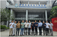 云南大学材料与能源学院张文华一行莅临研究院指导交流