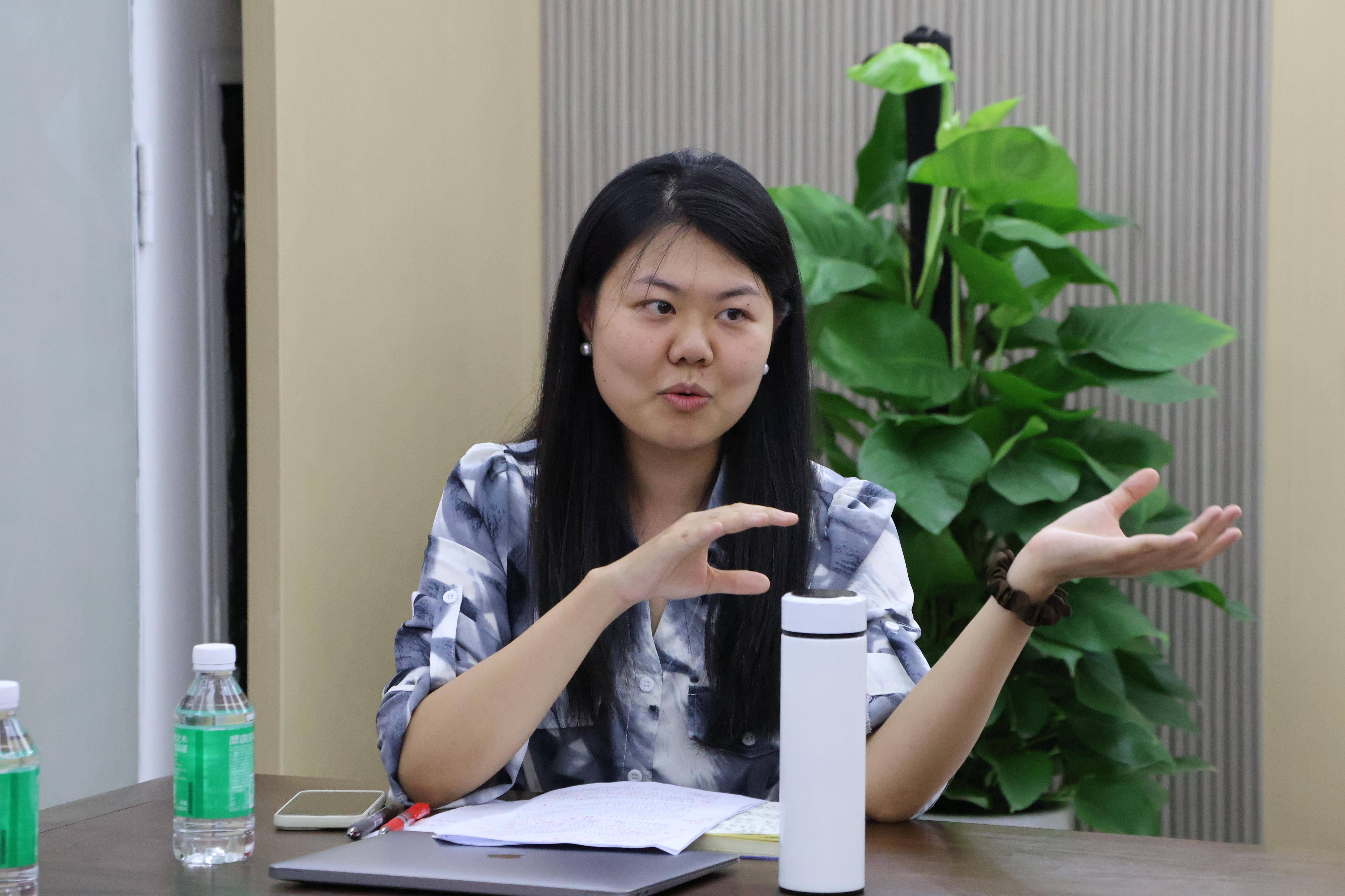 第五自然段前-学院青年教师夏梦真进行分享.JPG