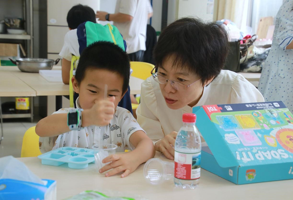 1751249004200714.jpg 手工肥皂制作活动 (6).jpg