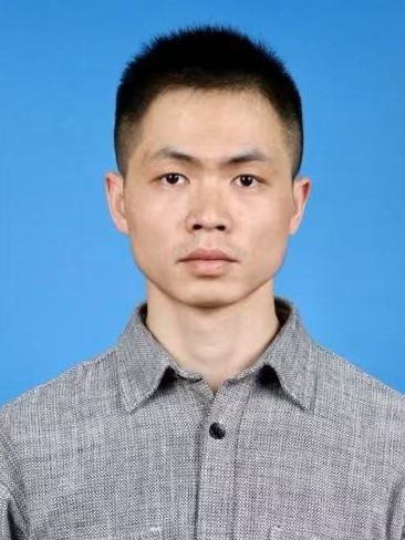 周琪老师证件照（20250715）.png