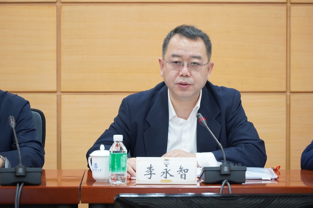 图 3 全国教育科学规划办公室主任李永智发言.JPG