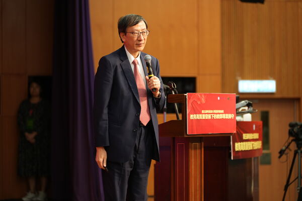 李子建校长.jpg
