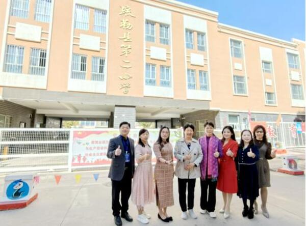 图片18疏勒县第7小组学员到疏勒县第二小学送教.jpg