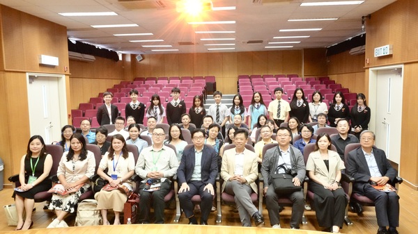 学校参访-.jpg