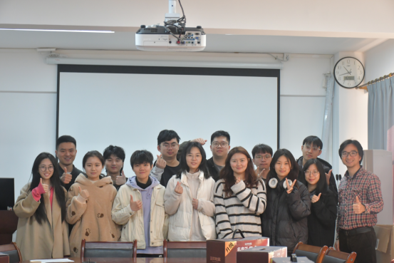 脑科院举行2025年寒假留校过年学生茶话会453.png