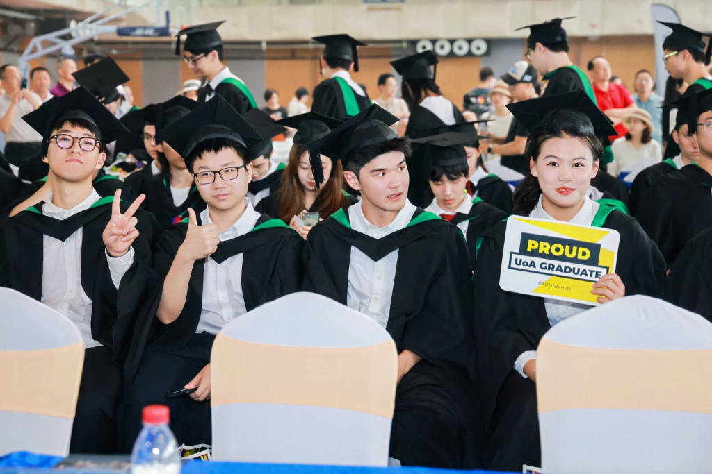 SCNU_Grads_5_copy.jpg