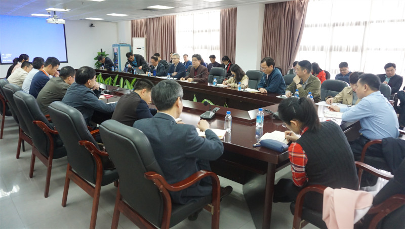 主任胡钦太教授主持广工新学期安全专项工作会议