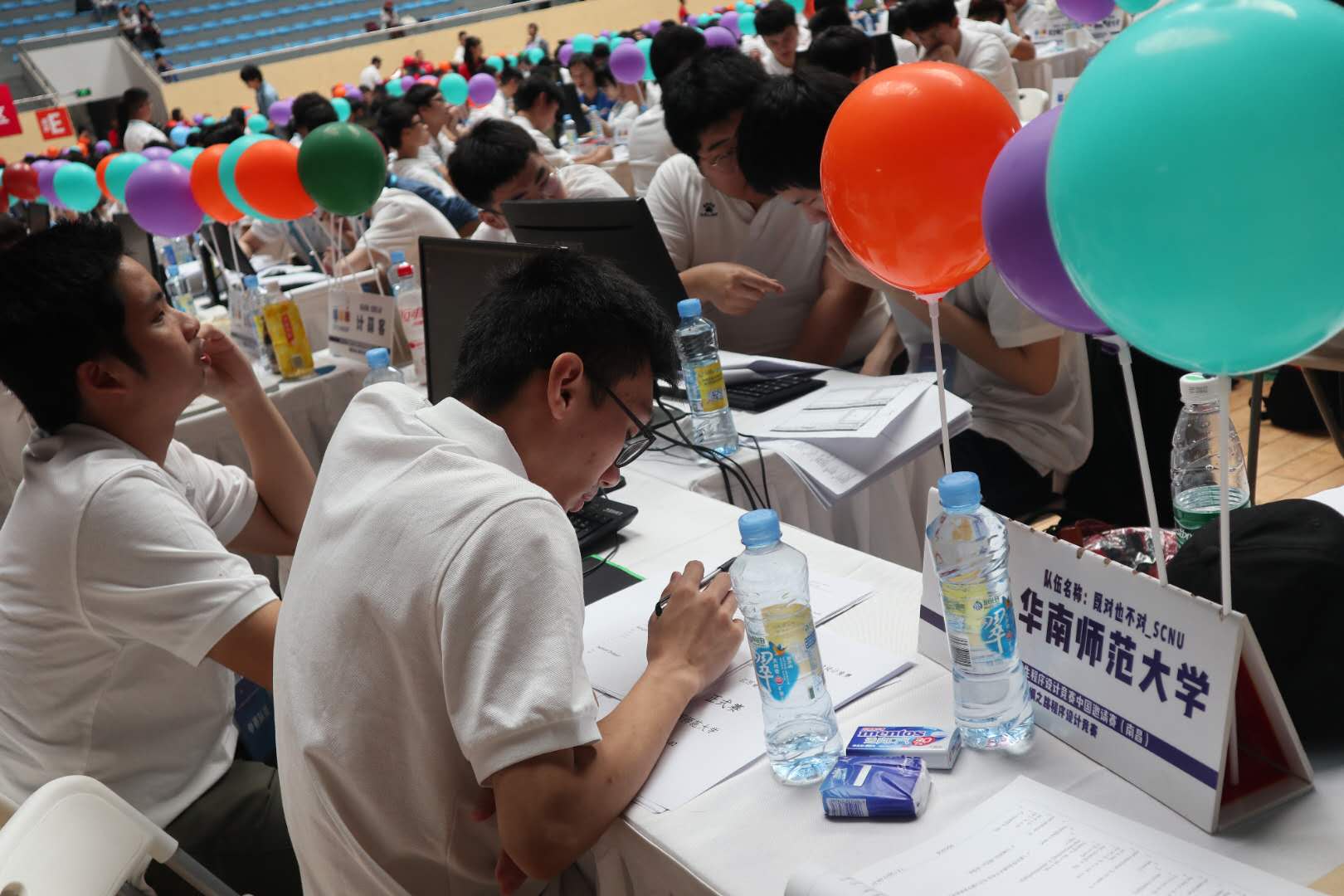 Students from School of Software made a delightful result in the 2019 ICPC China