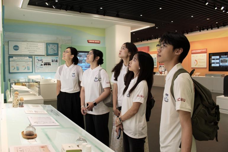 1758098865881042.png 1758098865881042.png