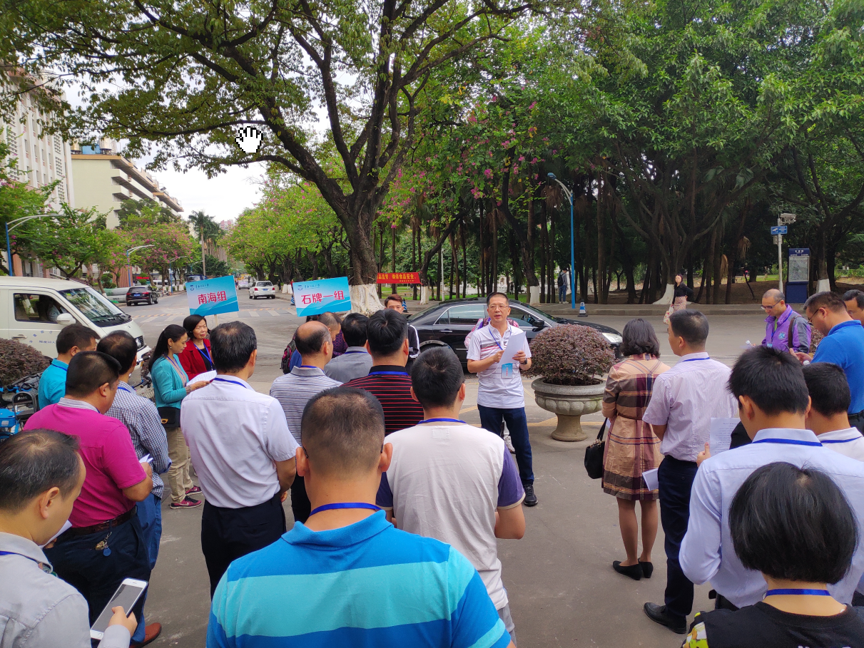 学校开展秋季食品与消防安全联合大检查