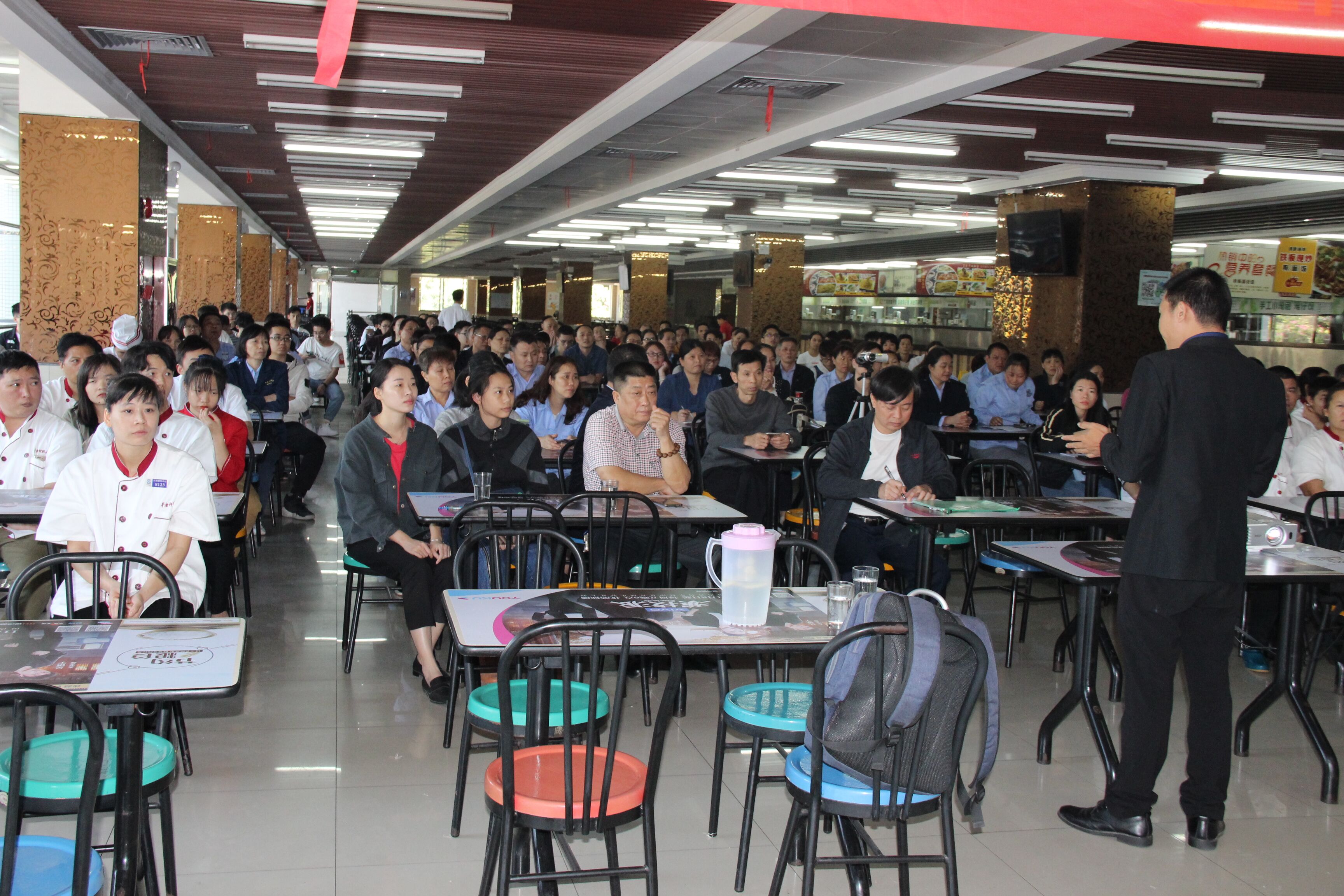 后勤联合开展消防安全知识培训暨演练活动