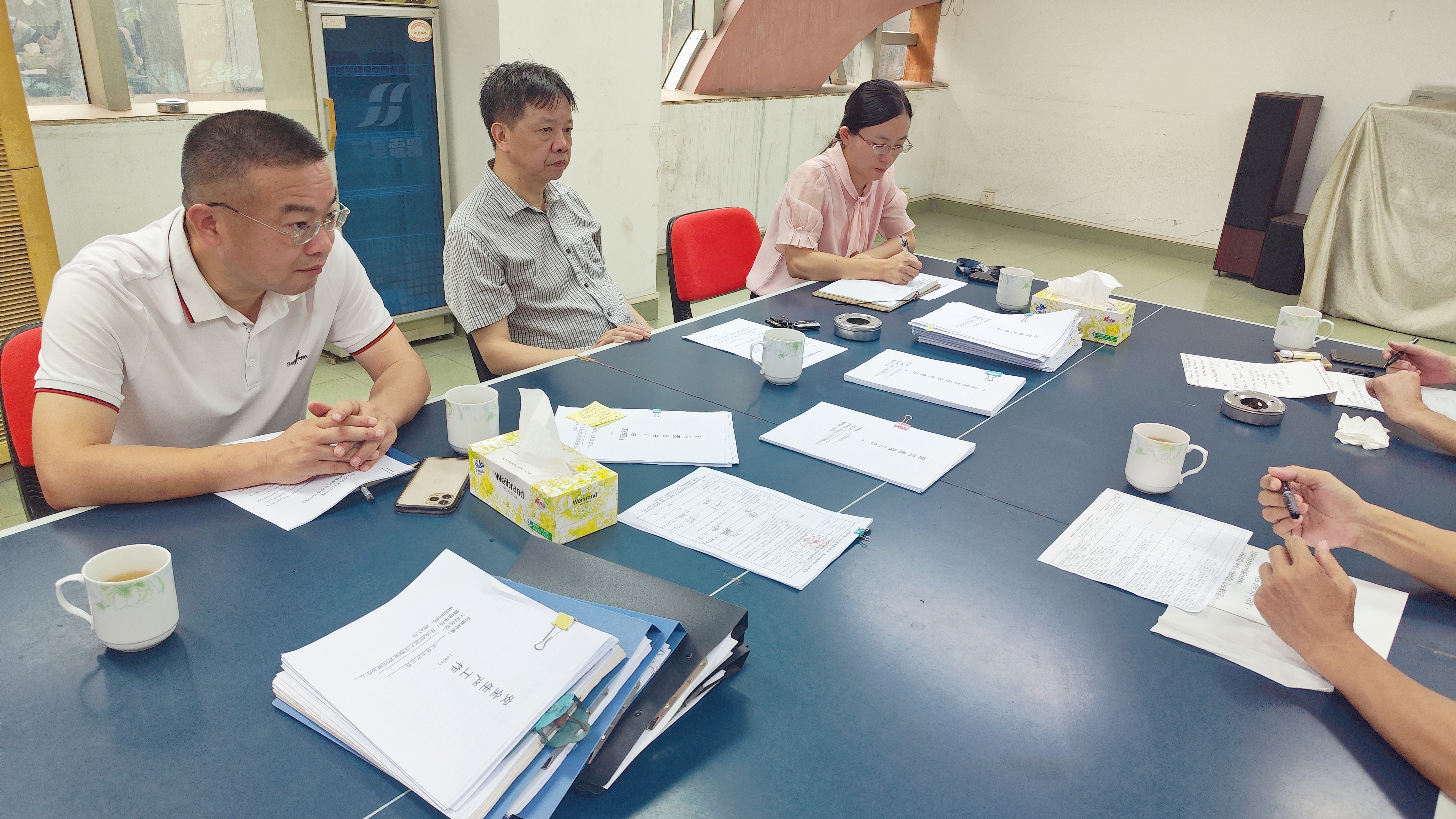 后勤开展重点工作检查 规范管理谋划发展