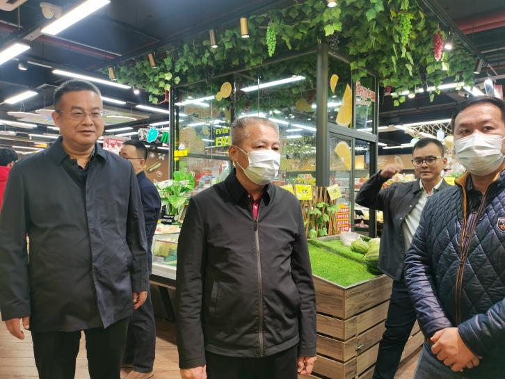 吴坚副校长率队开展岁末年终校园安全联合大检查