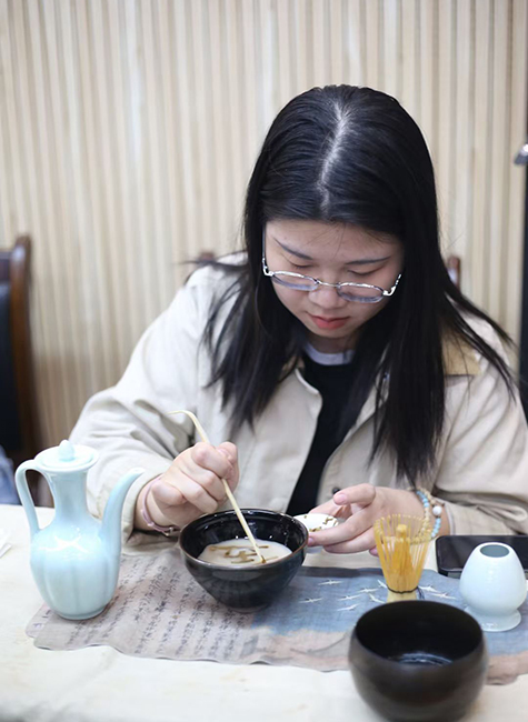 新年游园会：茶艺3.jpg