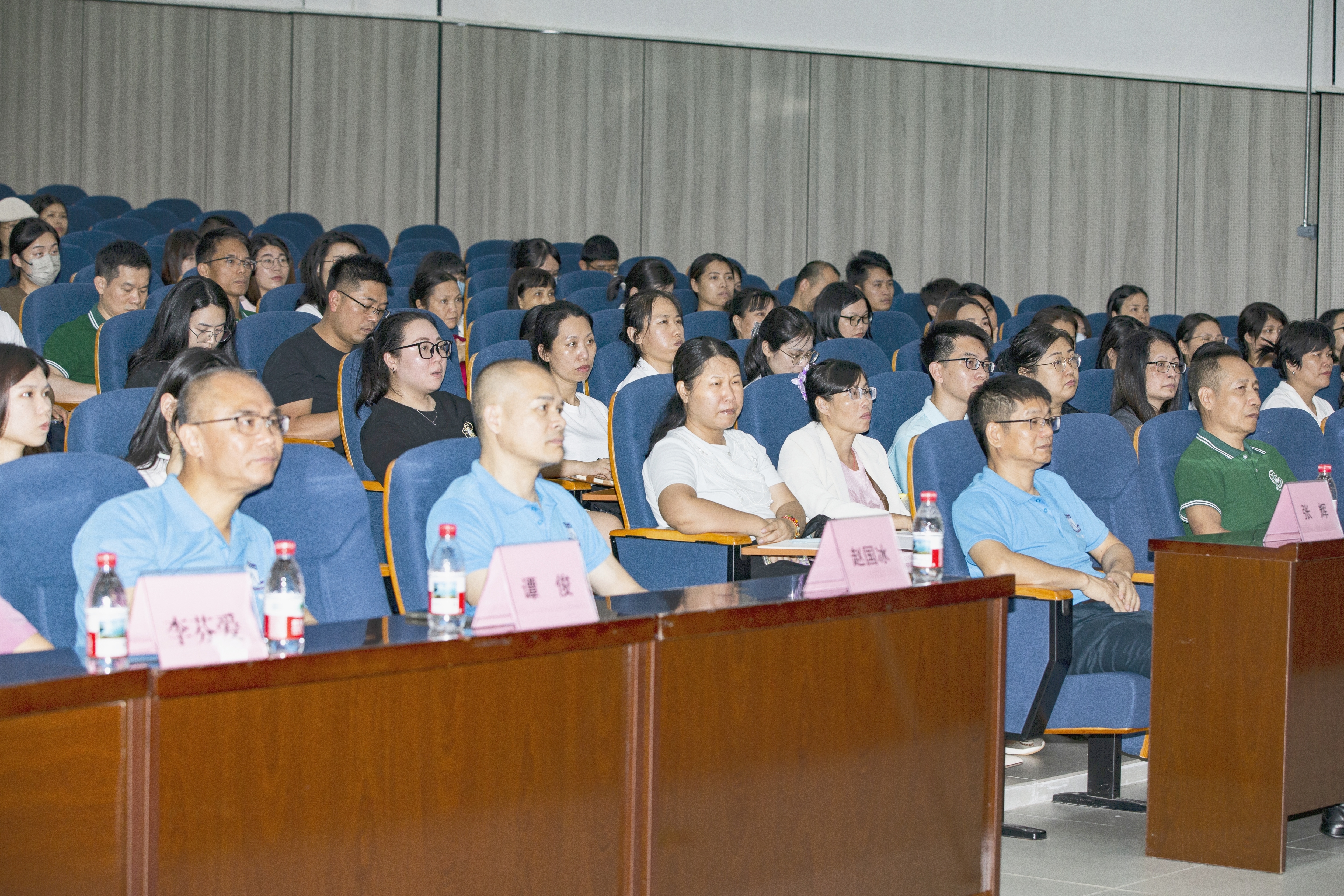 BG9T824122.jpg