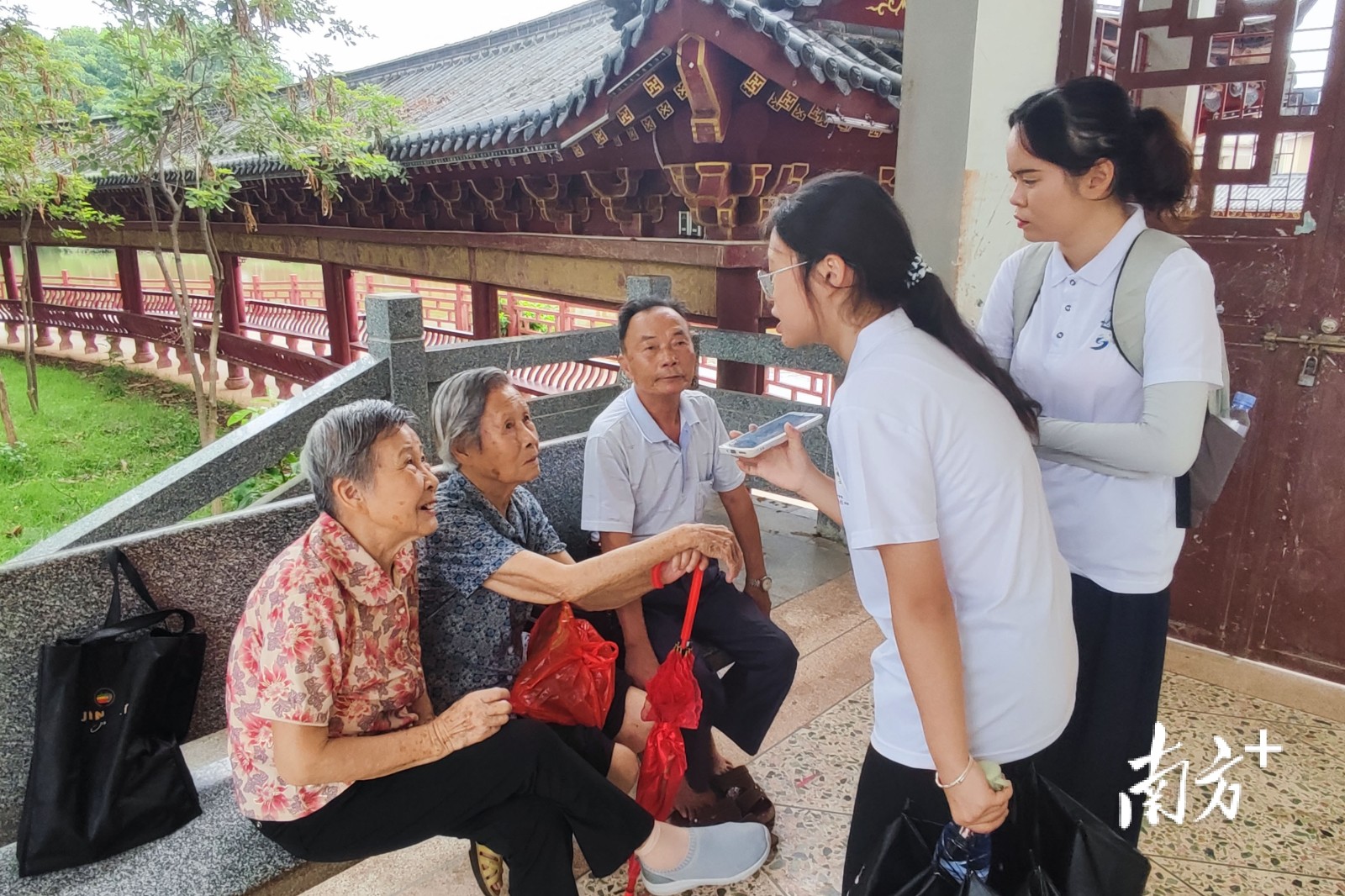【南方日报】华南师范大学曦云队实践团赴梅县区松口镇开展社会实践活动